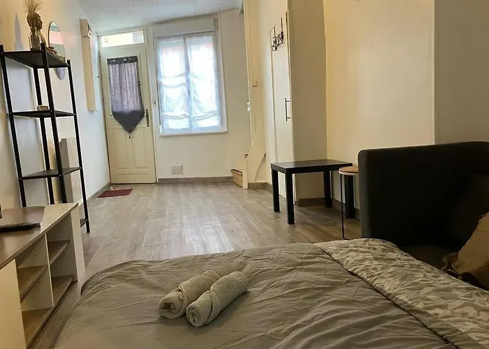 Maisonnette Intime Et Conviviale