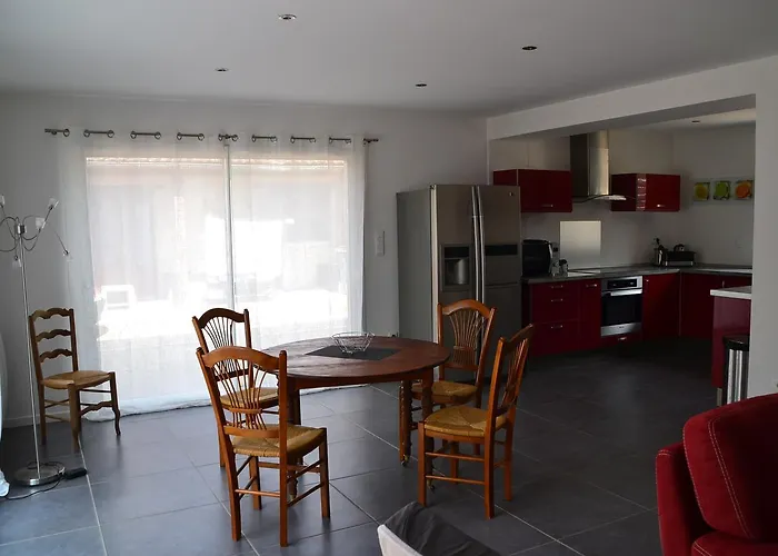 Chambres D'Hotes Les Ecuries De La Source